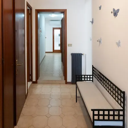Enza House Apartamento